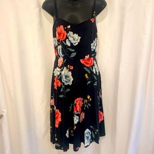 Old Navy Black Flowered Fit & Flair Dress Size Small Tall